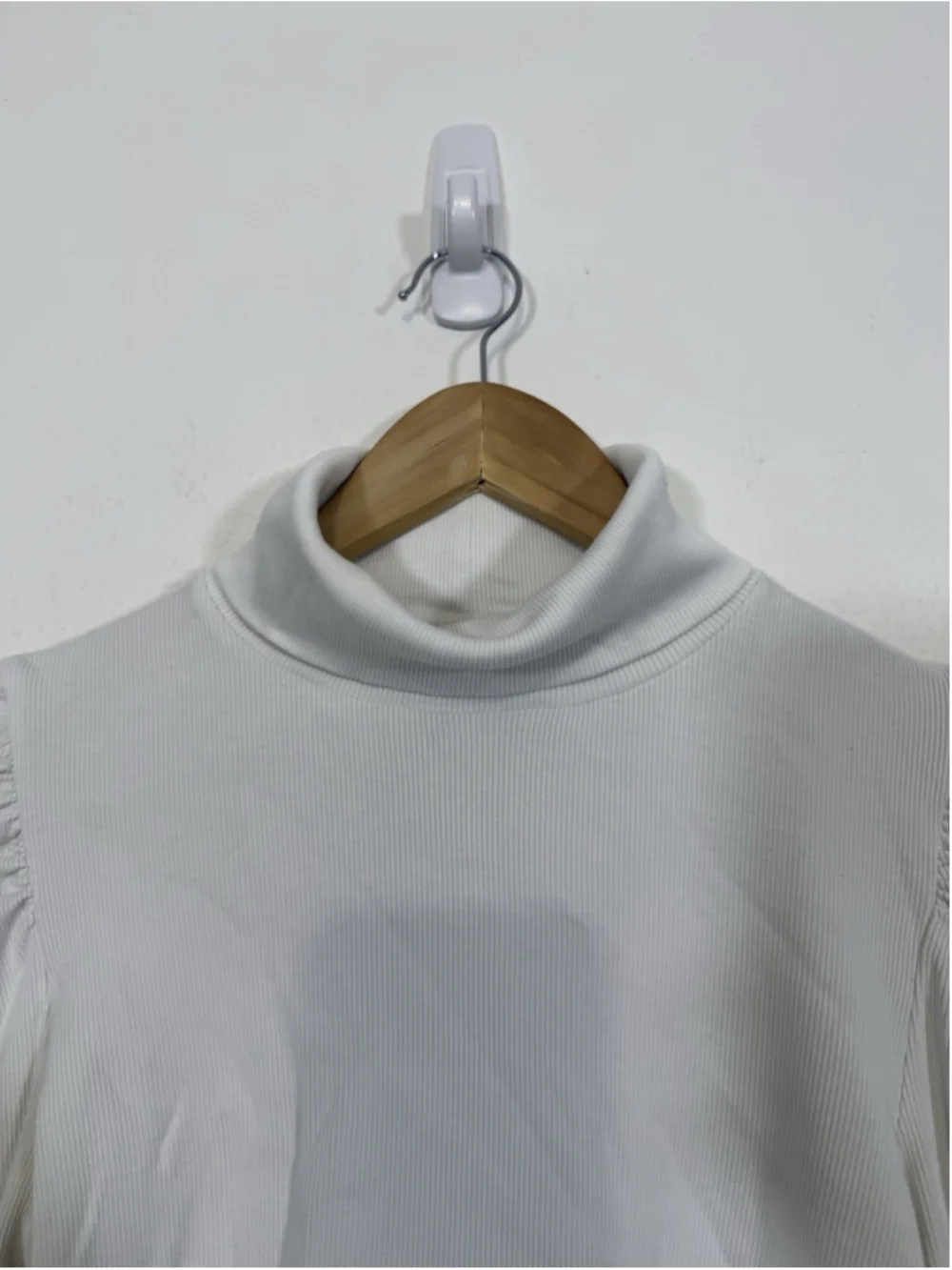 VERONICA BEARD Cedar Turtleneck Top Sz Small White Luxury Puff Sleeve Pima $198